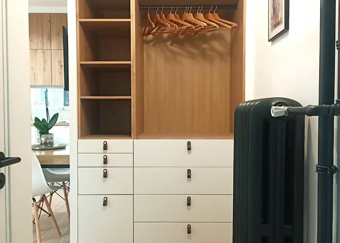 Apartment And Cosy 1 Bedroom *